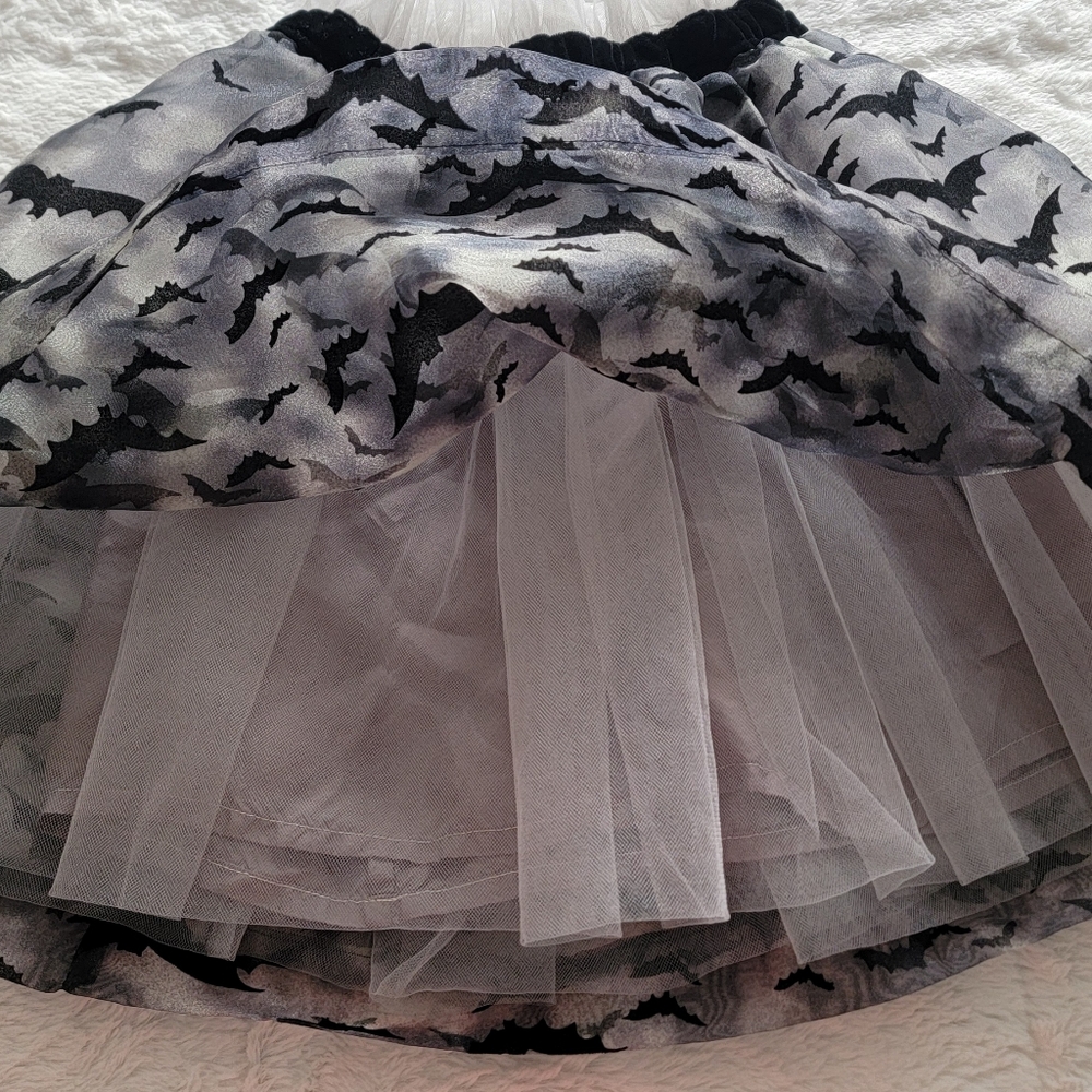 Halloween 🦇 Skirt With Bat Print for little girl - Picture 8 of 8